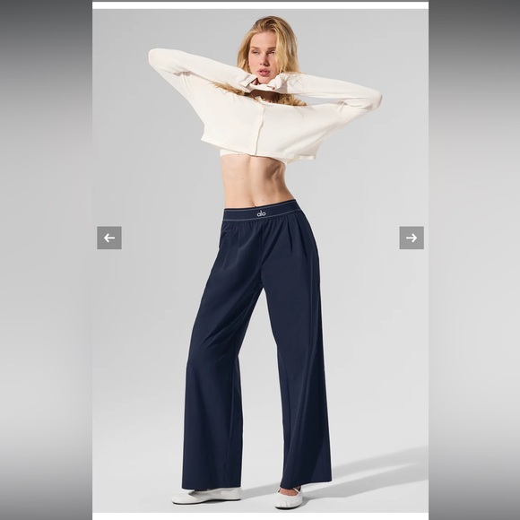 ALO Yoga Pants - Alo Yoga Suit Up Trouser (Regular) Size L